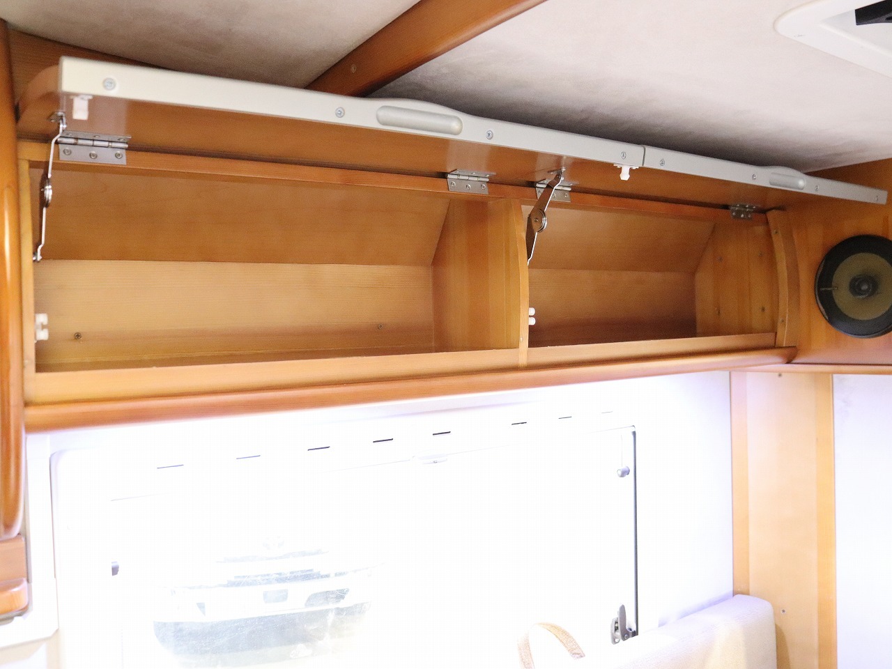 キャンピングカー軽キャンパー