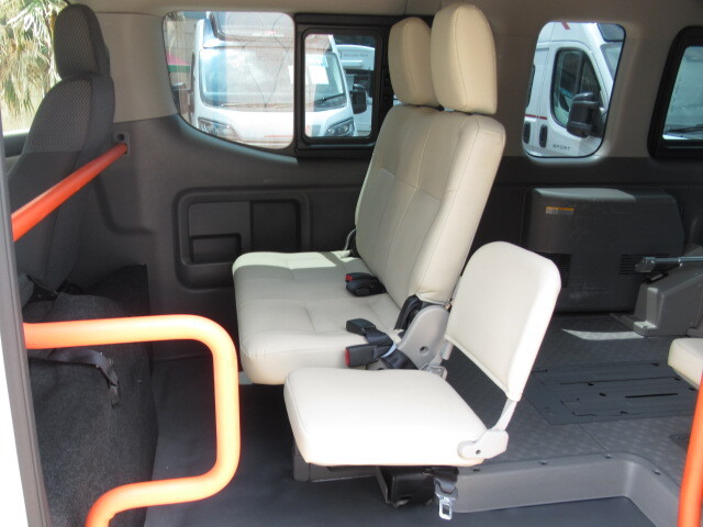 日産NV350キャラバン