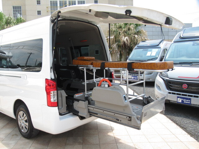 日産NV350キャラバン