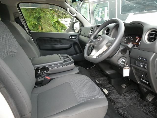 日産NV350キャラバン