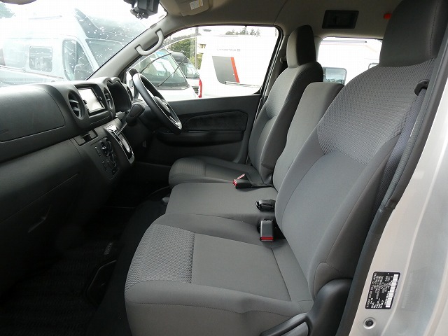 日産NV350キャラバン