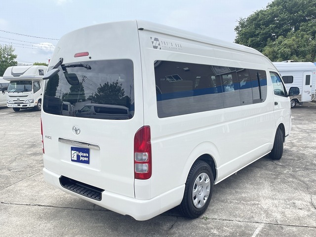 キャンピングカーバンコン