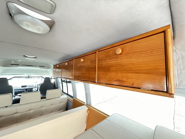 キャンピングカーバンコン