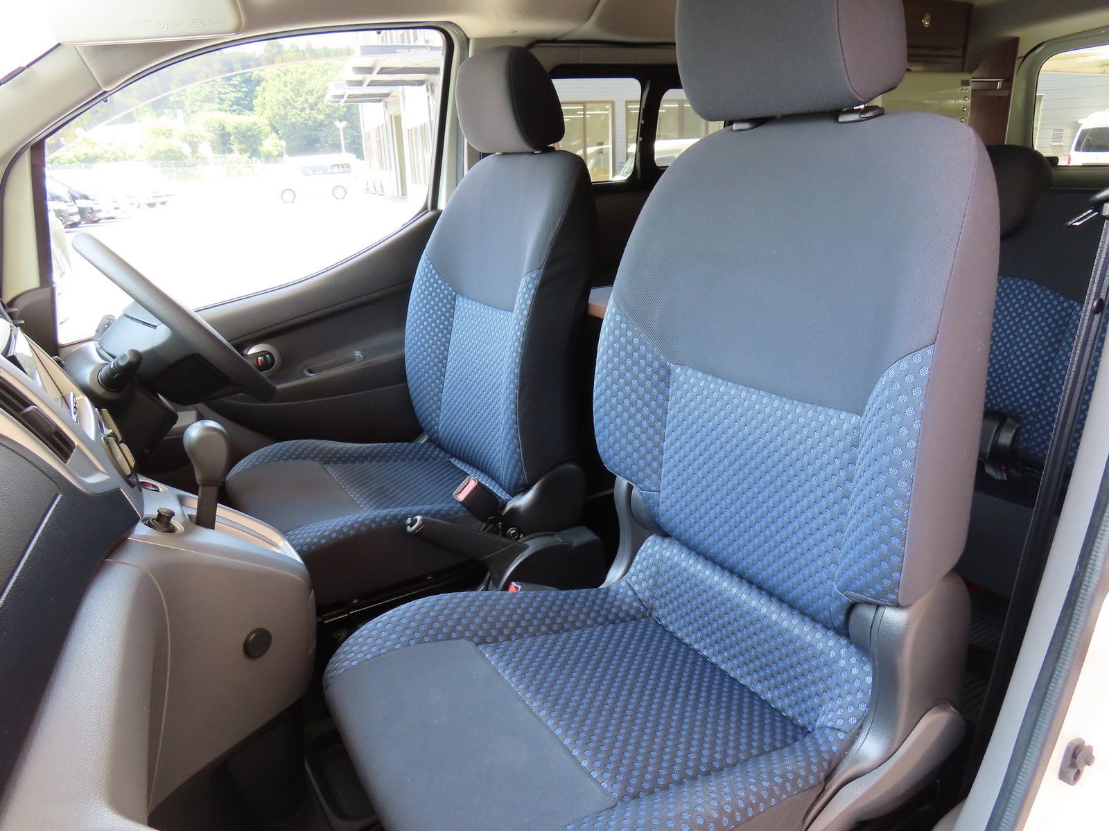 キャンピングカーバンコン