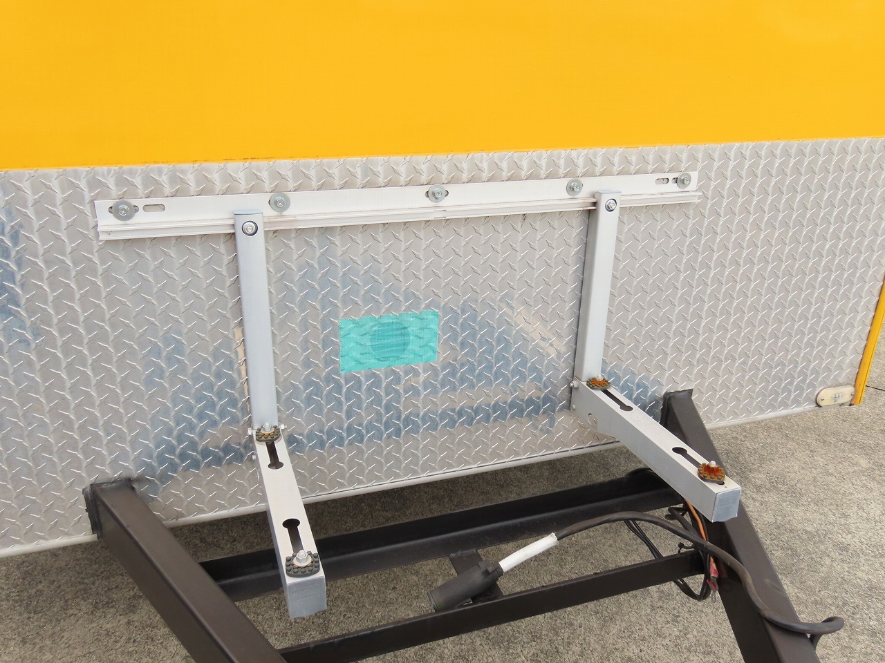 キャンピングカートレーラー