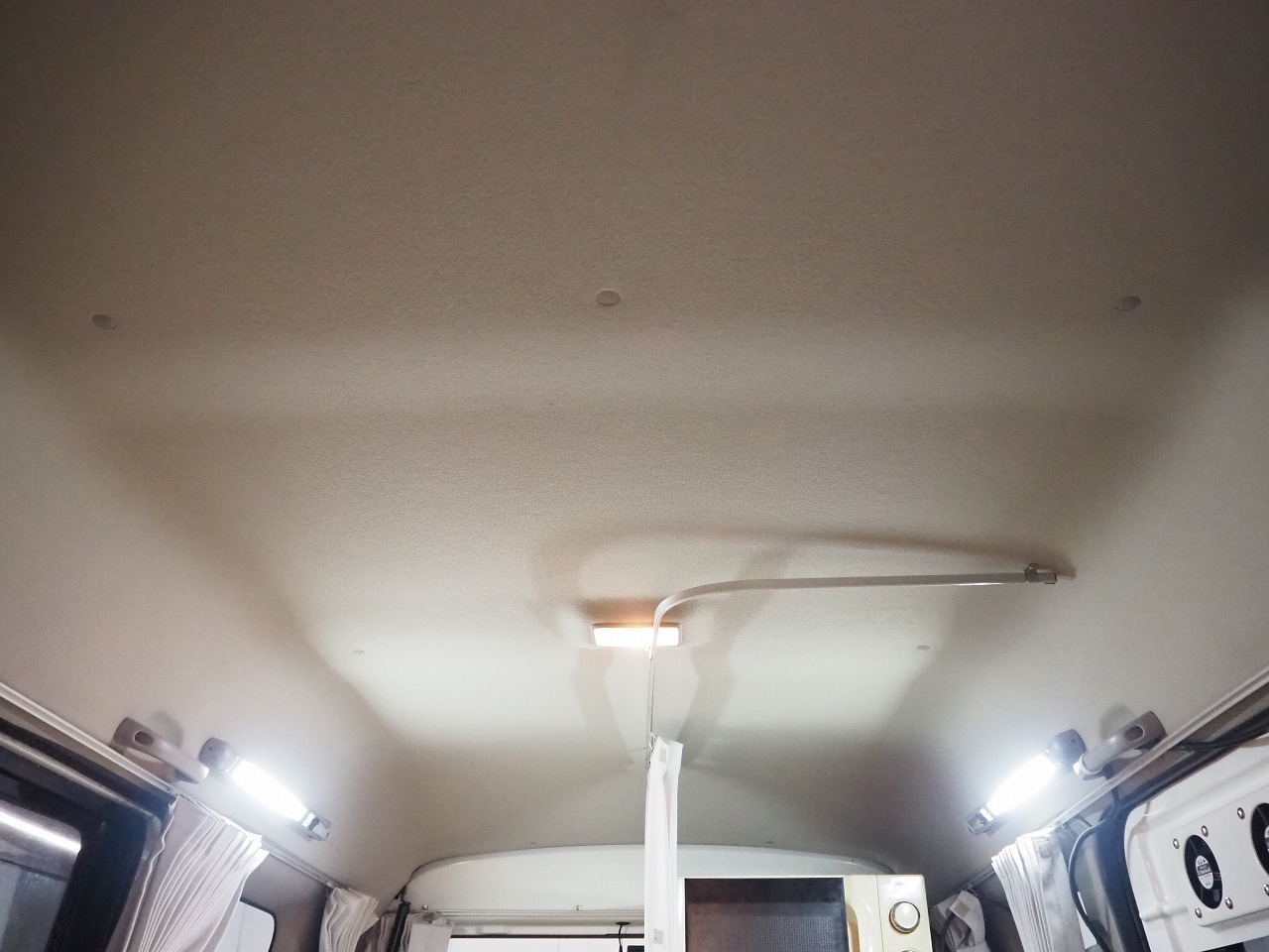 キャンピングカー軽キャンパー