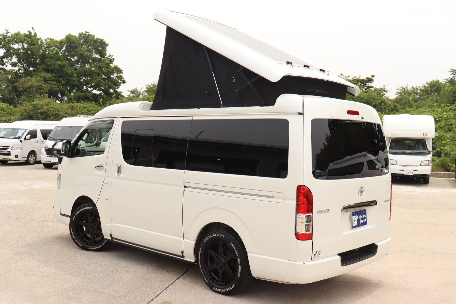 キャンピングカーバンコン