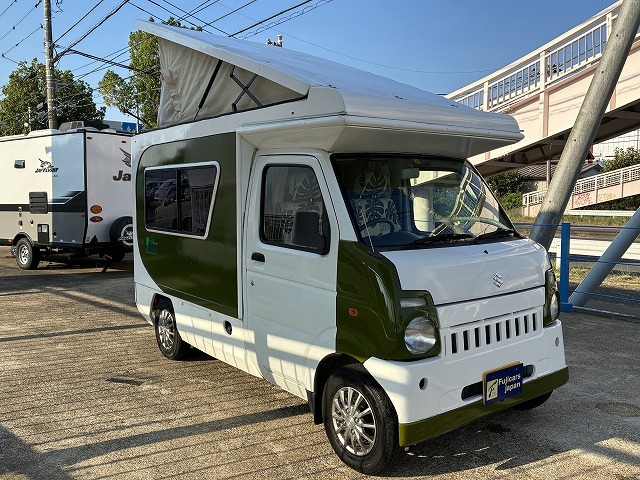 キャンピングカー軽キャンパー