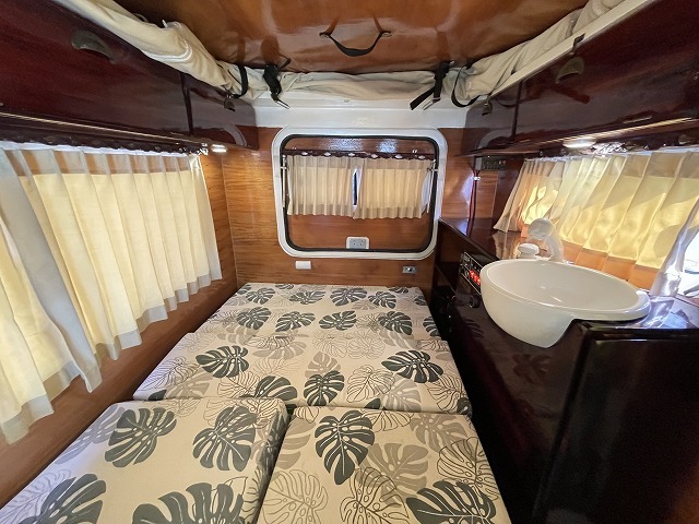 キャンピングカー軽キャンパー