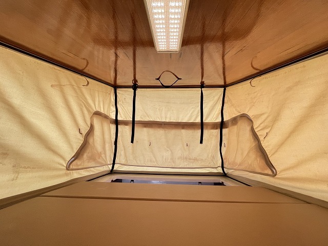 キャンピングカー軽キャンパー