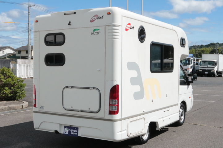 キャンピングカーキャブコン