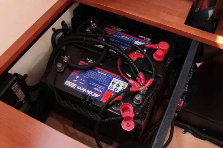 キャンピングカーキャブコン