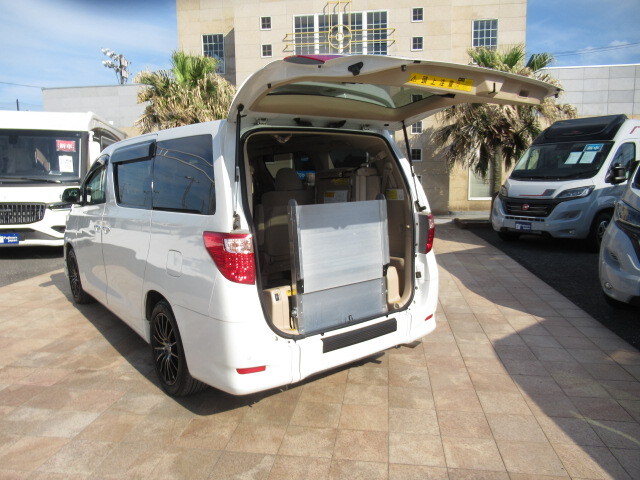 トヨタアルファード