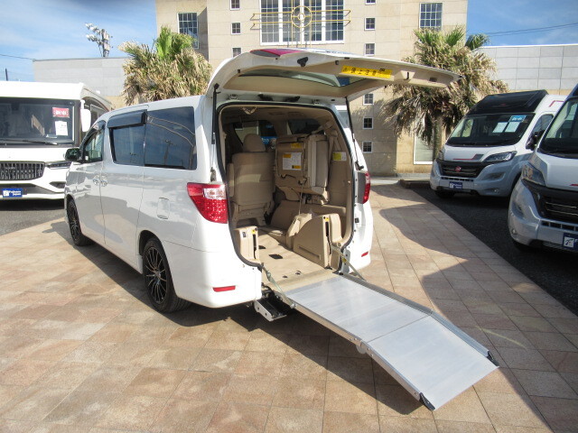 トヨタアルファード