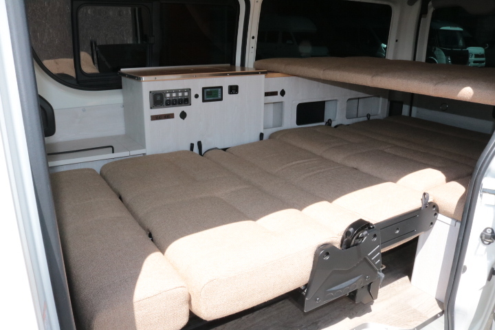 キャンピングカーバンコン