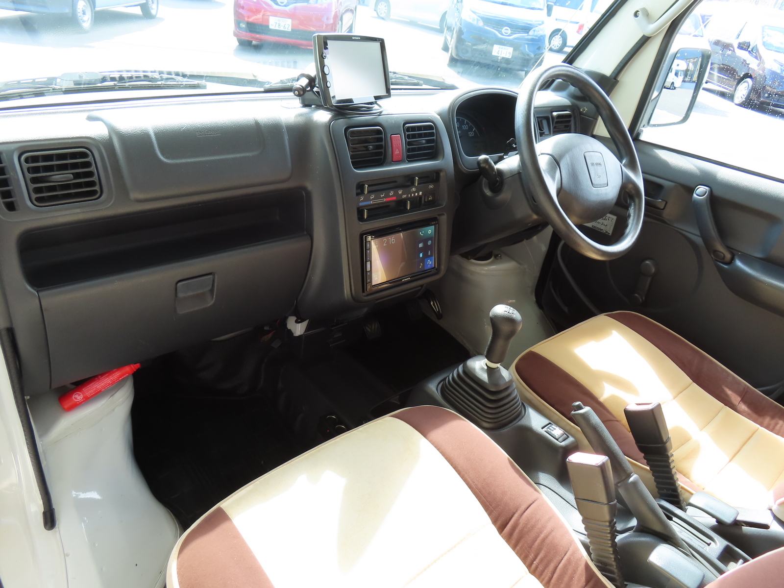 キャンピングカー軽キャンパー