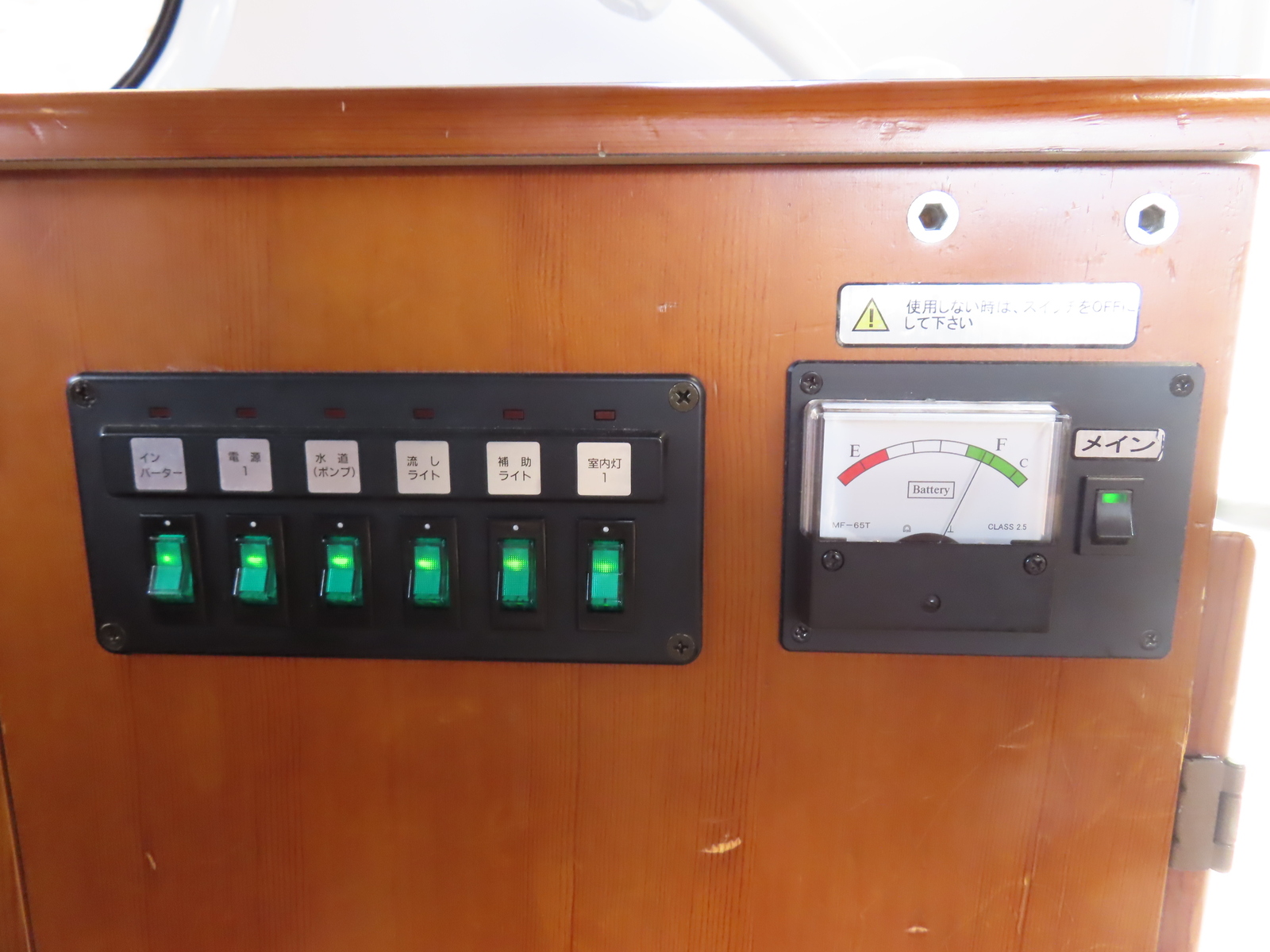 キャンピングカー軽キャンパー