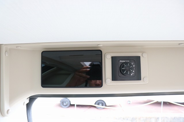 キャンピングカーバンコン