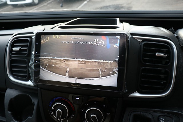 キャンピングカーバンコン