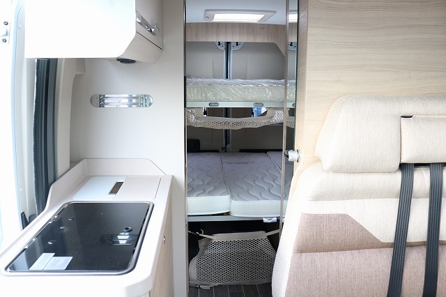 キャンピングカーバンコン