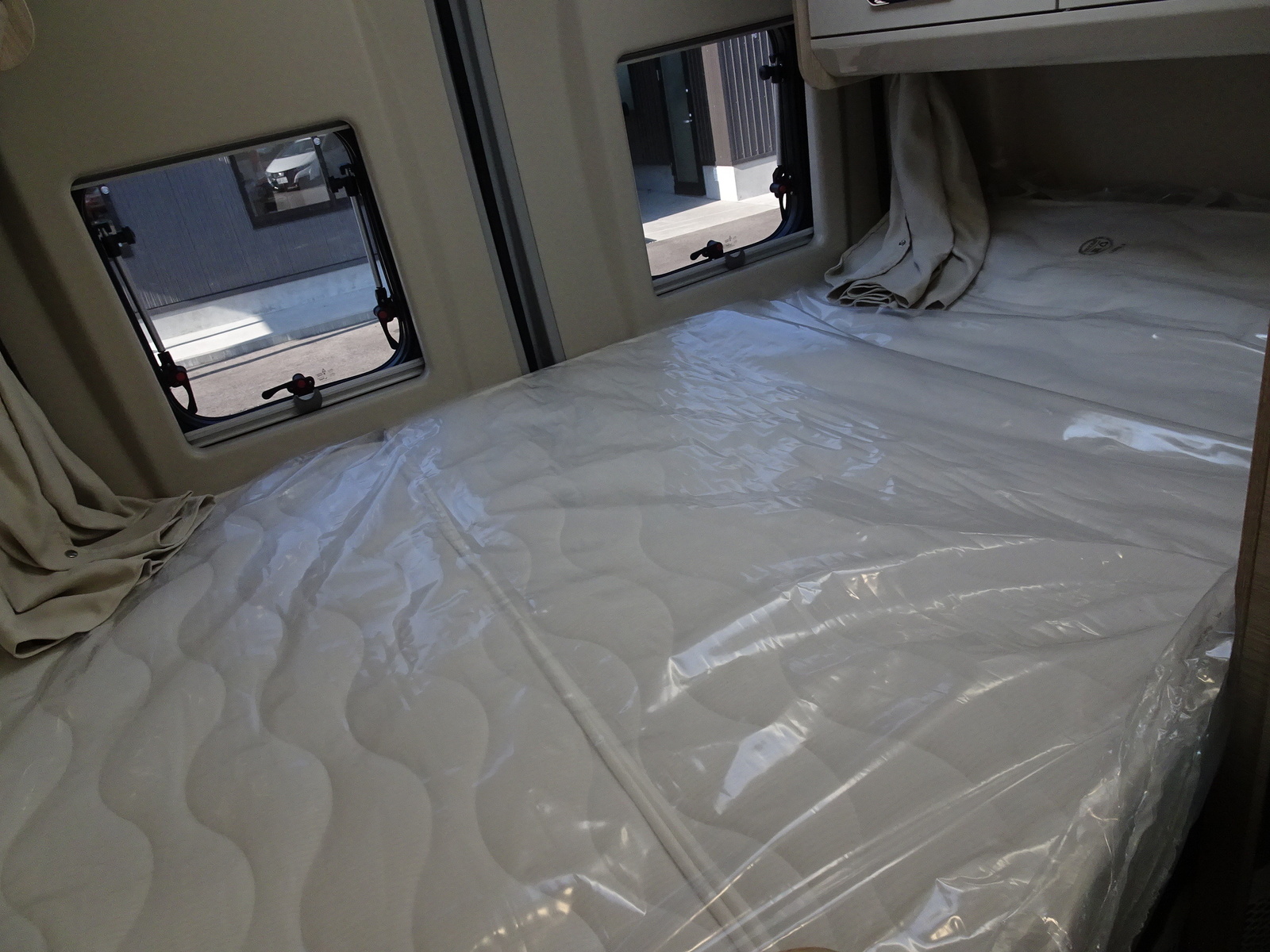 キャンピングカーバンコン