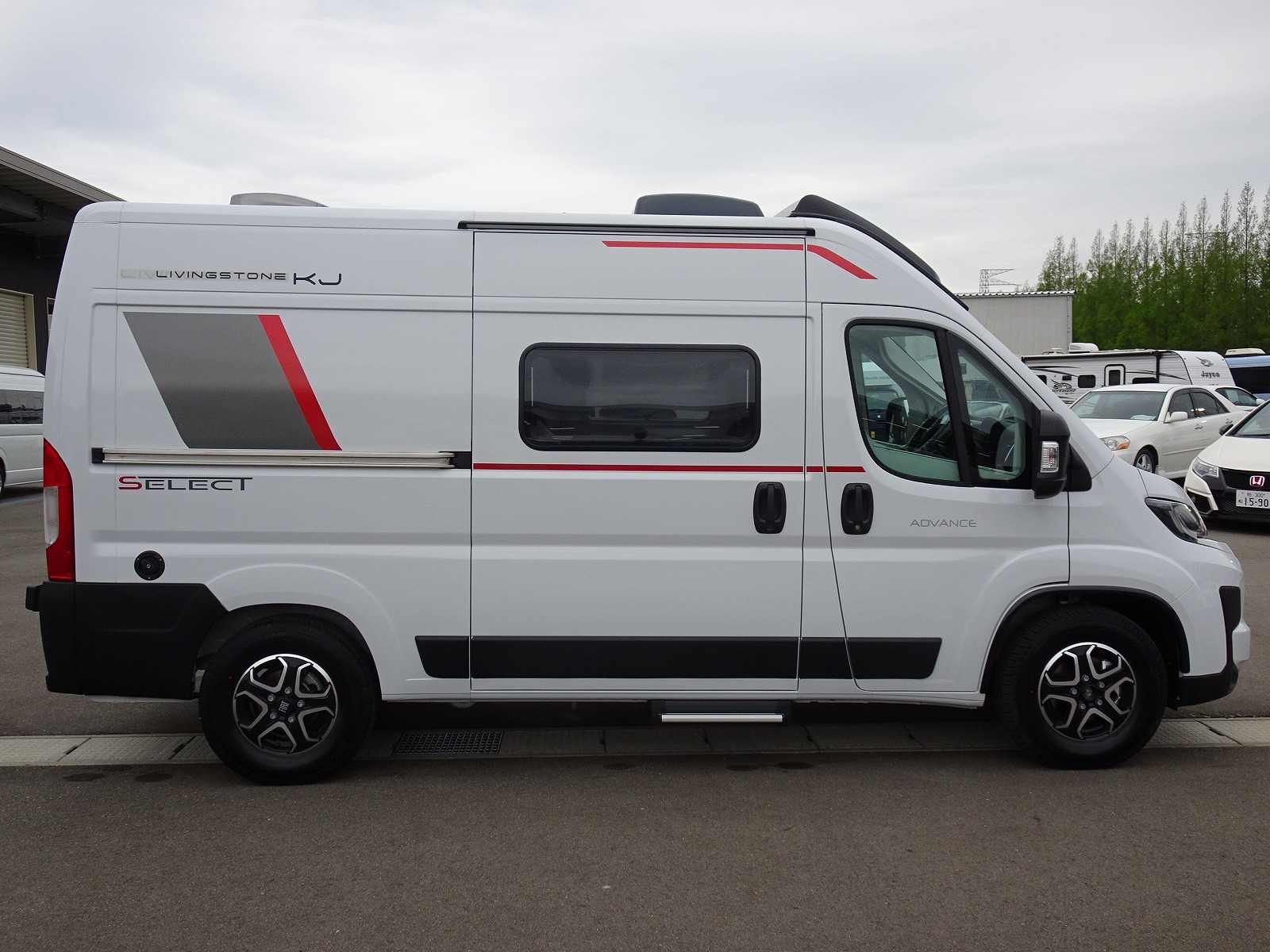 キャンピングカーバンコン