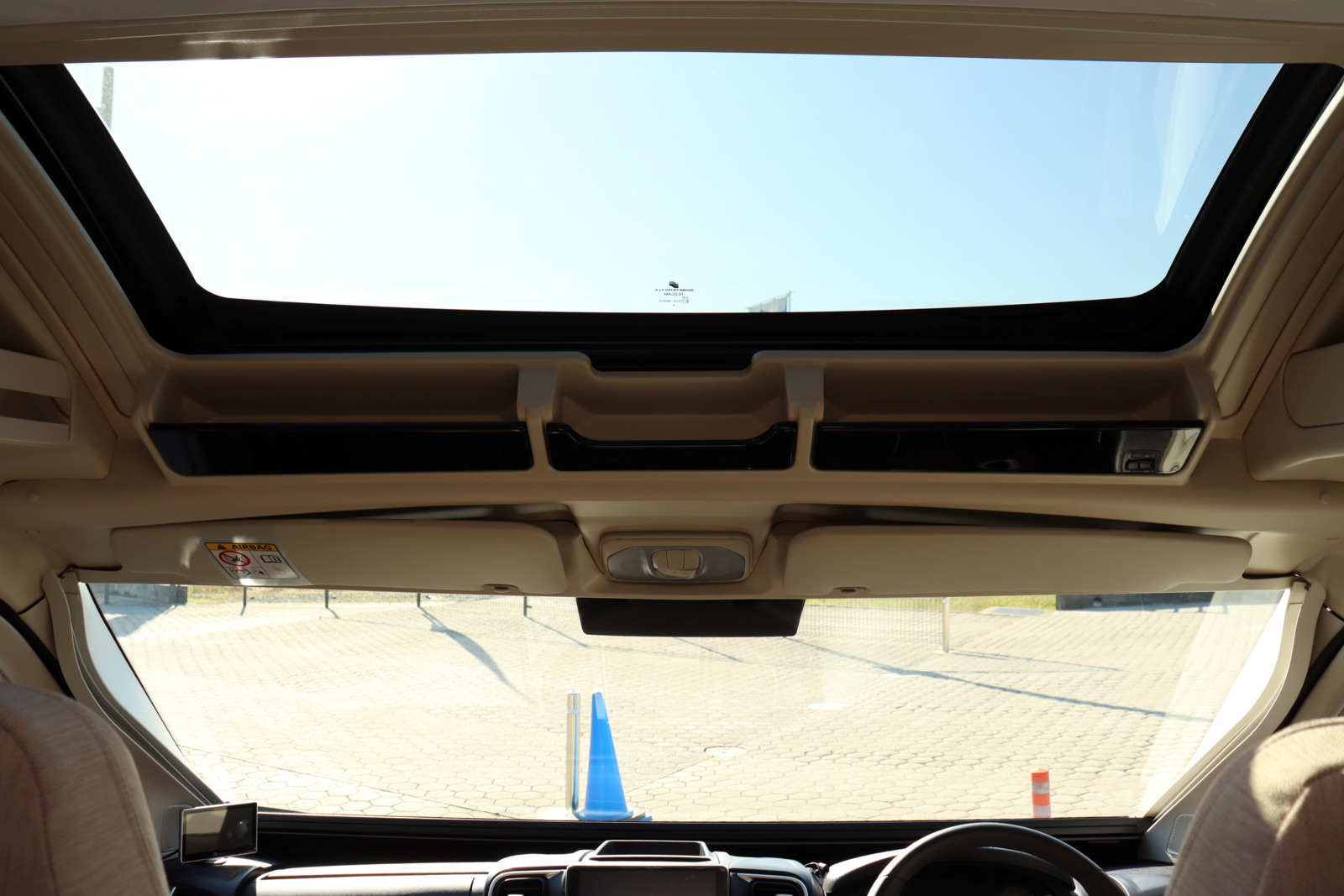 キャンピングカーバンコン