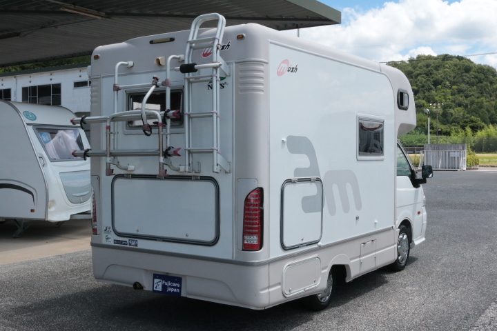 キャンピングカーキャブコン