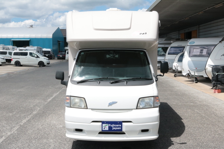 キャンピングカーキャブコン