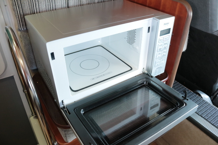 キャンピングカーキャブコン