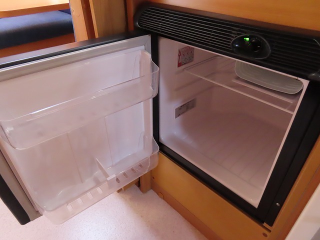 キャンピングカートレーラー