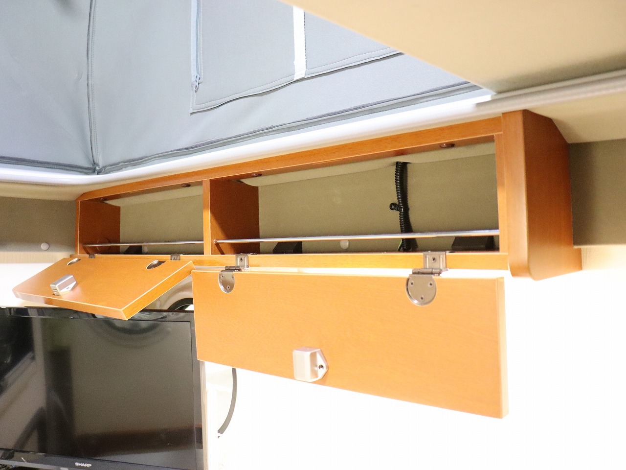 キャンピングカー軽キャンパー