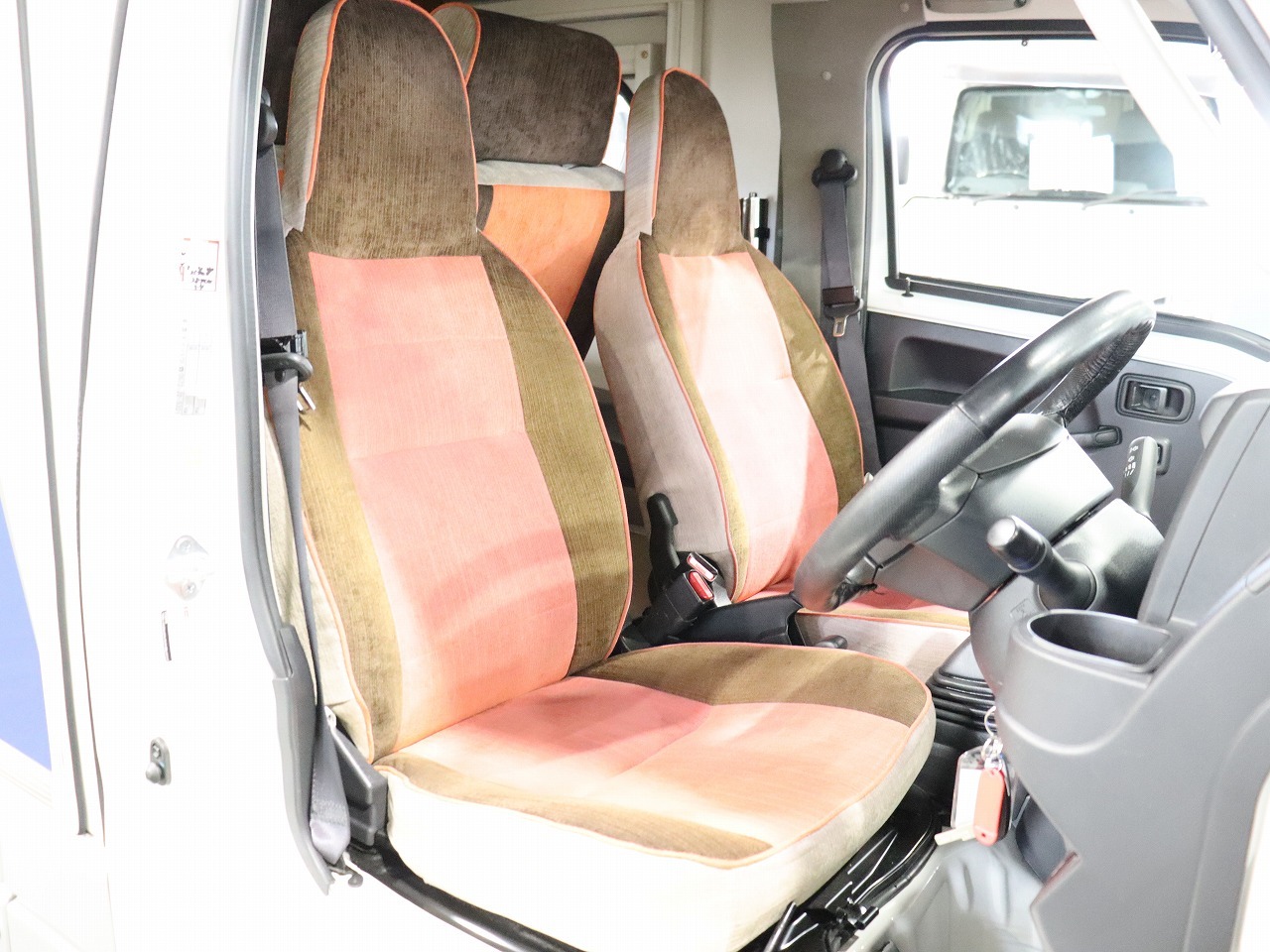 キャンピングカー軽キャンパー