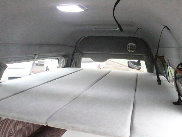 キャンピングカーバンコン