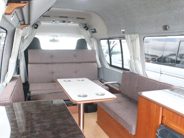 キャンピングカーバンコン