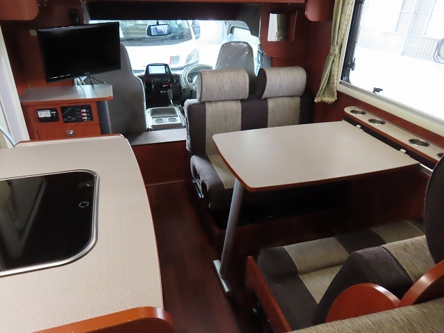 キャンピングカーキャブコン