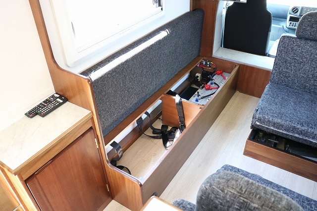 キャンピングカーキャブコン