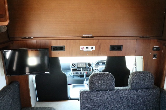 キャンピングカーキャブコン