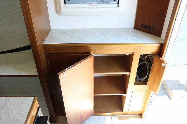 キャンピングカーキャブコン