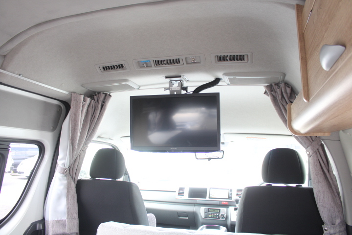 キャンピングカーバンコン