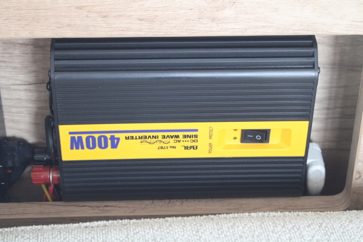 キャンピングカーバンコン