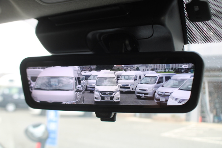 キャンピングカーバンコン