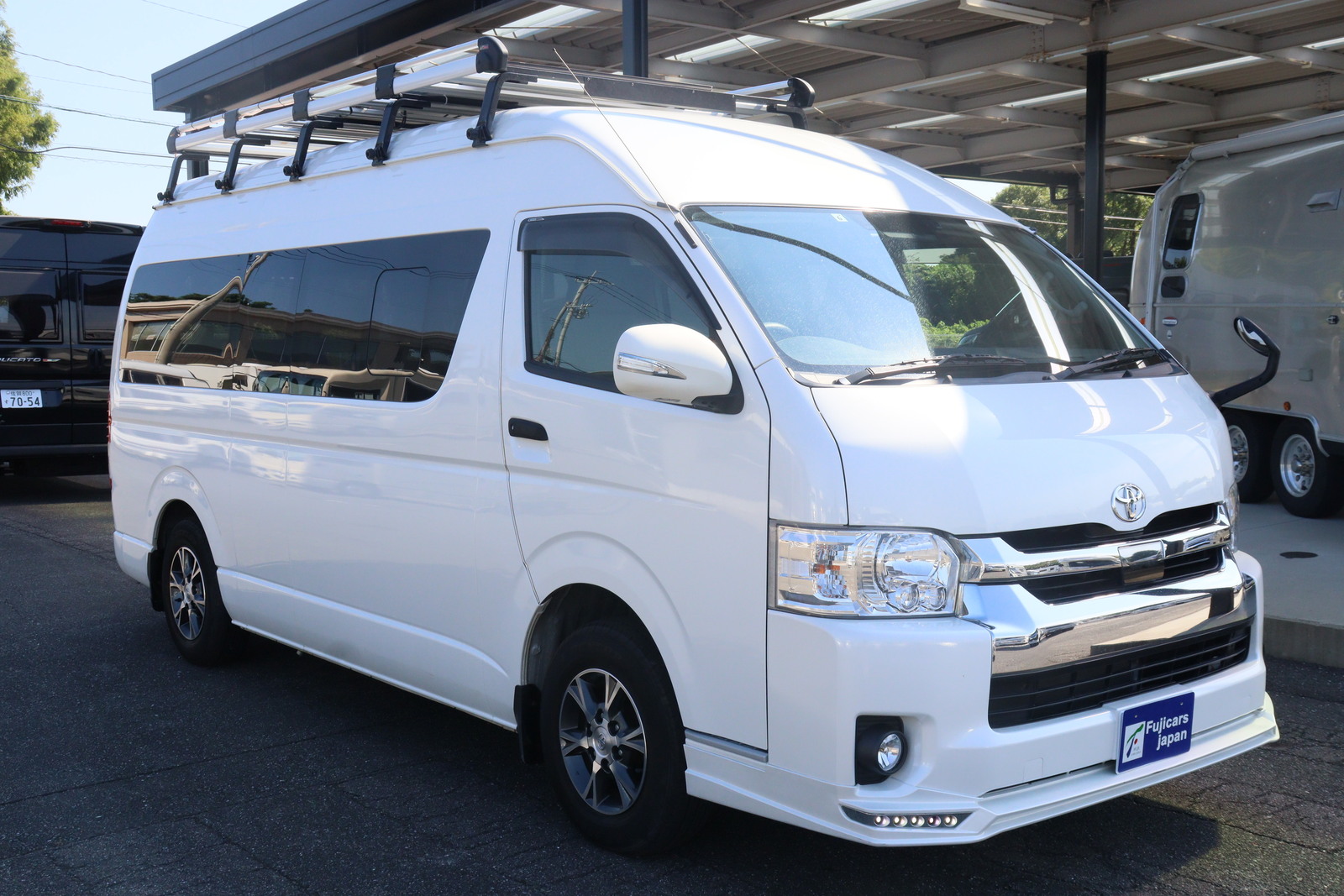 キャンピングカーバンコン