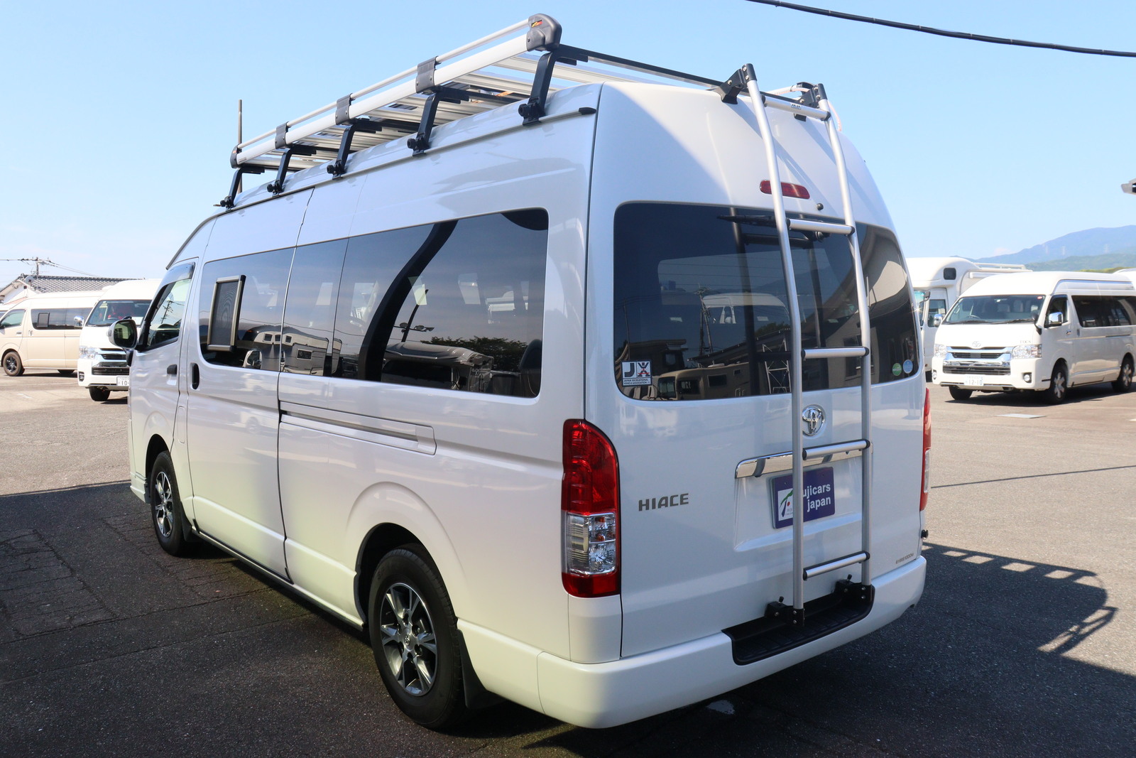 キャンピングカーバンコン