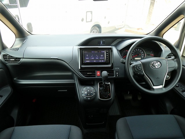 トヨタヴォクシー