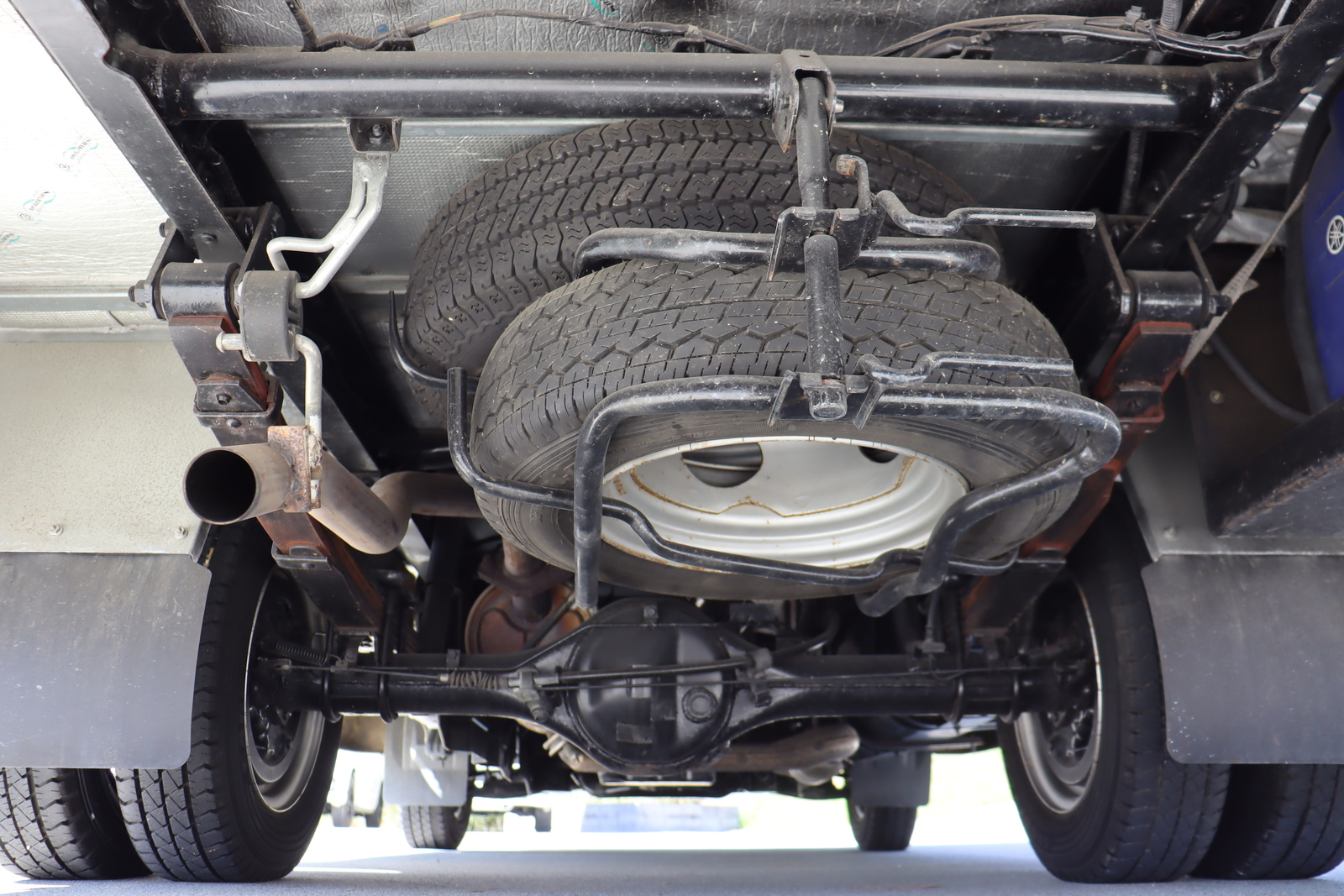 キャンピングカーキャブコン