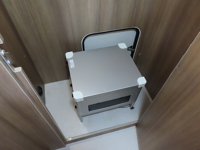 キャンピングカーキャブコン