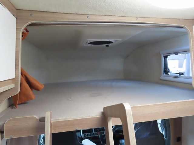 キャンピングカーキャブコン