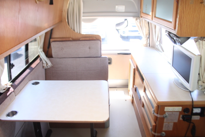 キャンピングカーバンコン