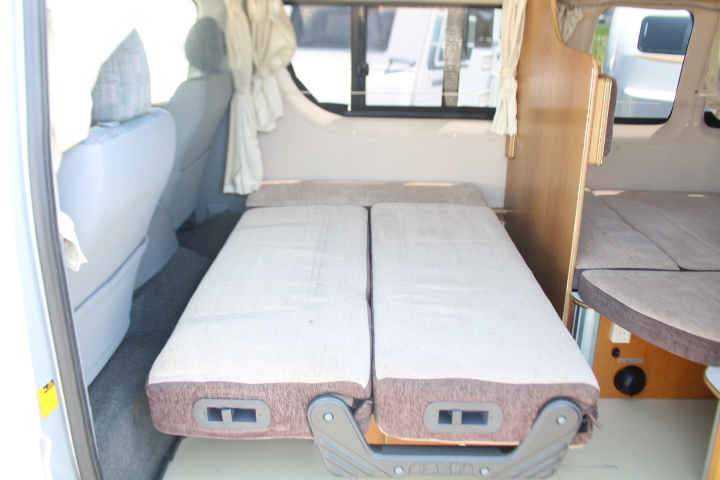 キャンピングカーバンコン